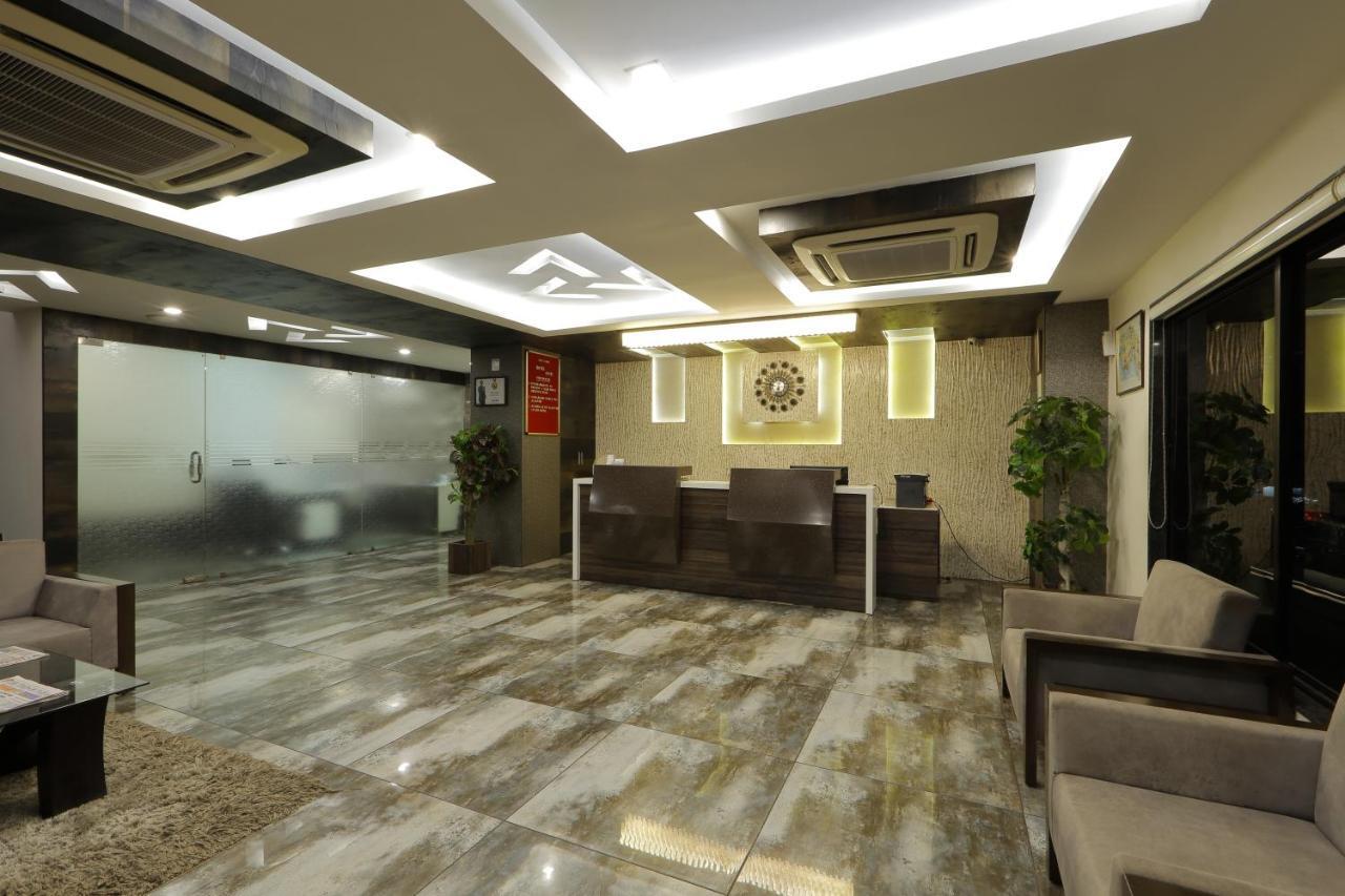 אחמדאבאד Hotel Unity מראה חיצוני תמונה