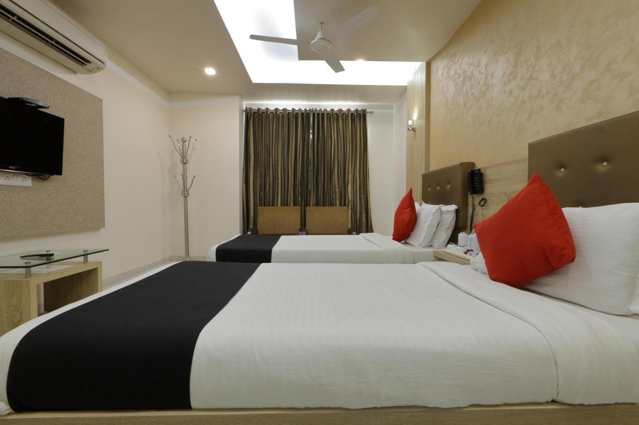 אחמדאבאד Hotel Unity מראה חיצוני תמונה