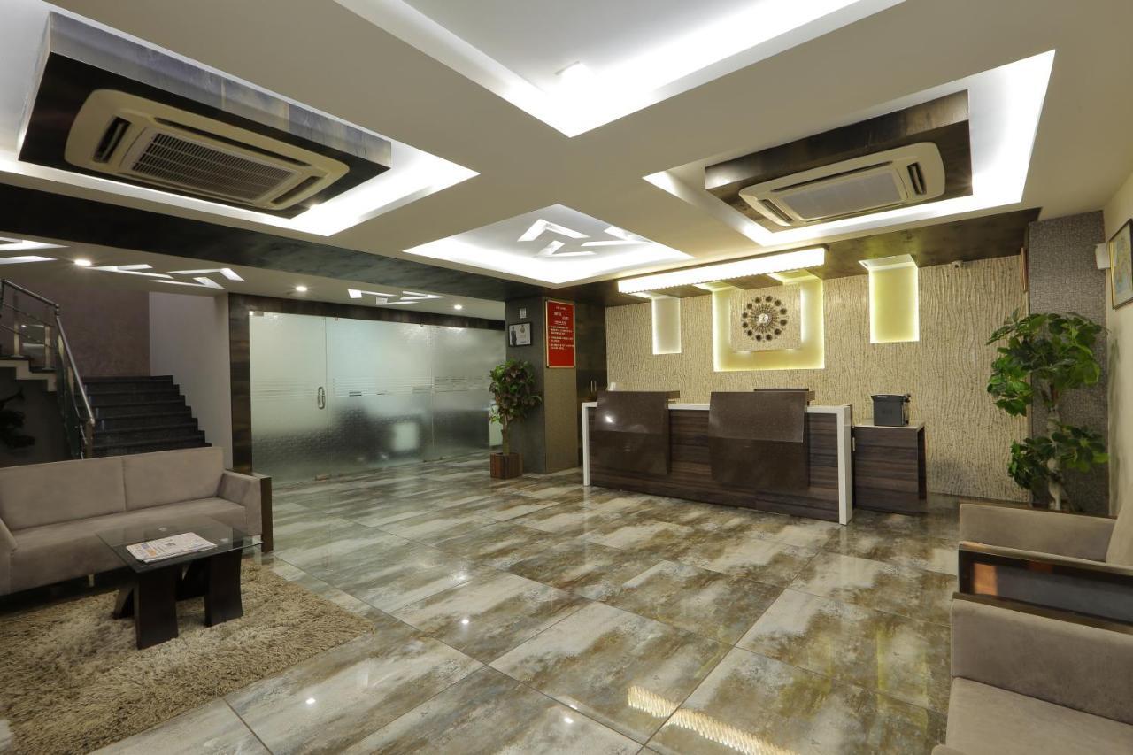 אחמדאבאד Hotel Unity מראה חיצוני תמונה