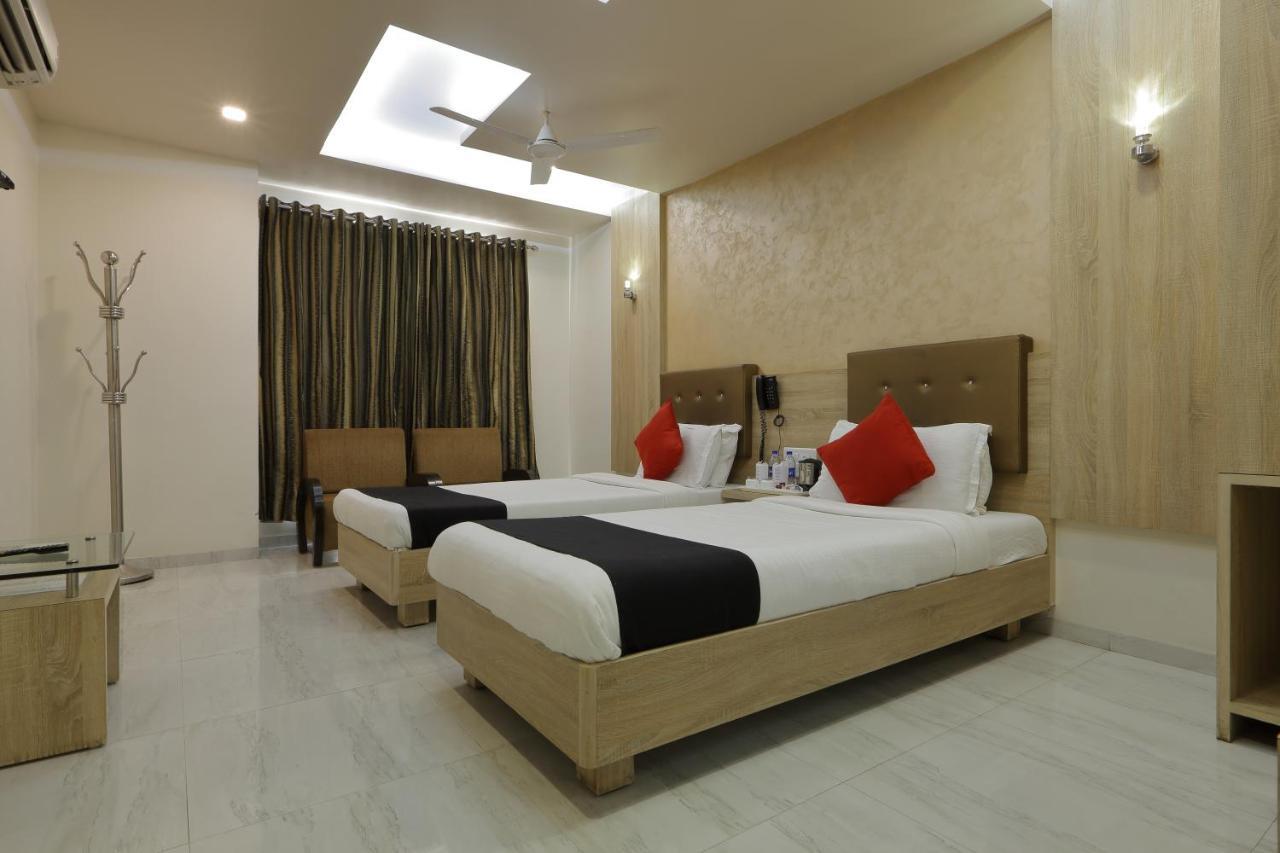אחמדאבאד Hotel Unity מראה חיצוני תמונה