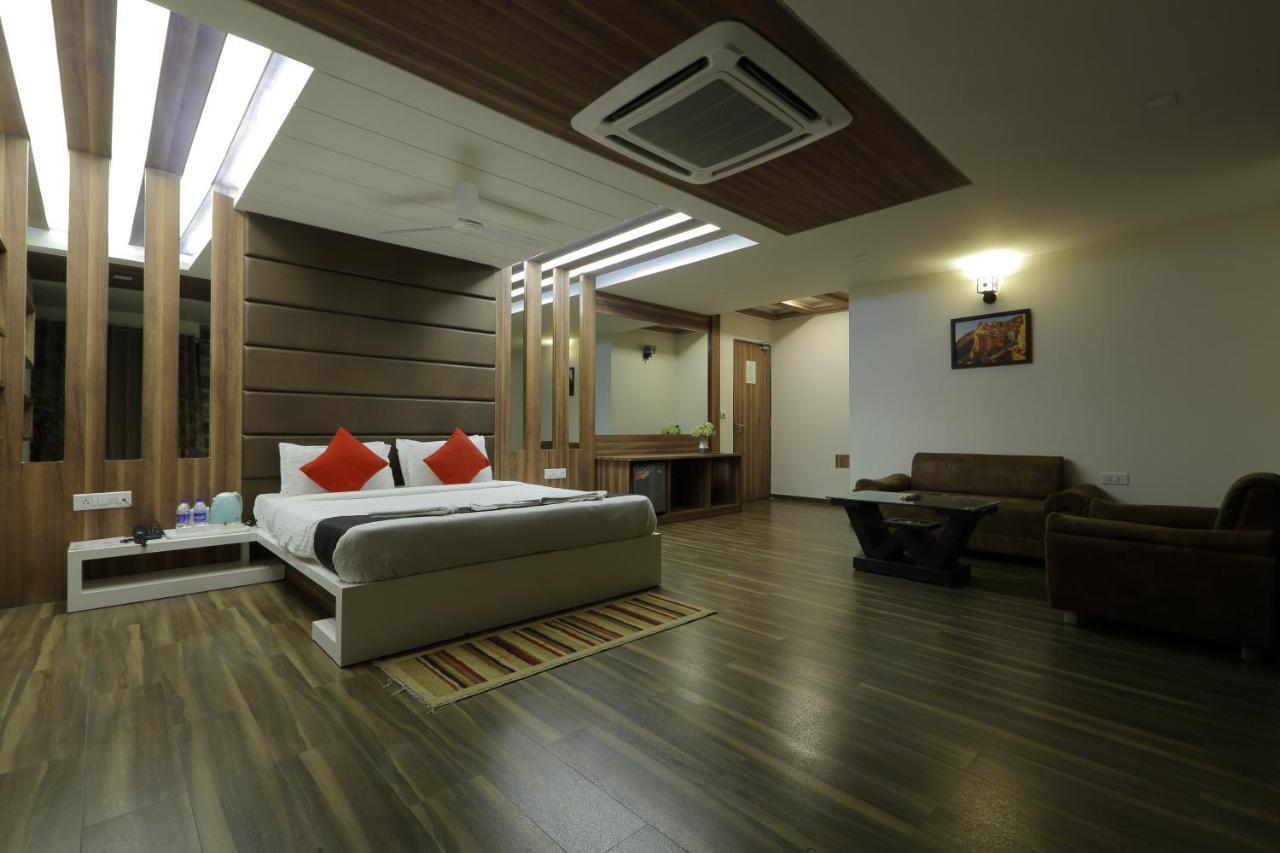 אחמדאבאד Hotel Unity מראה חיצוני תמונה