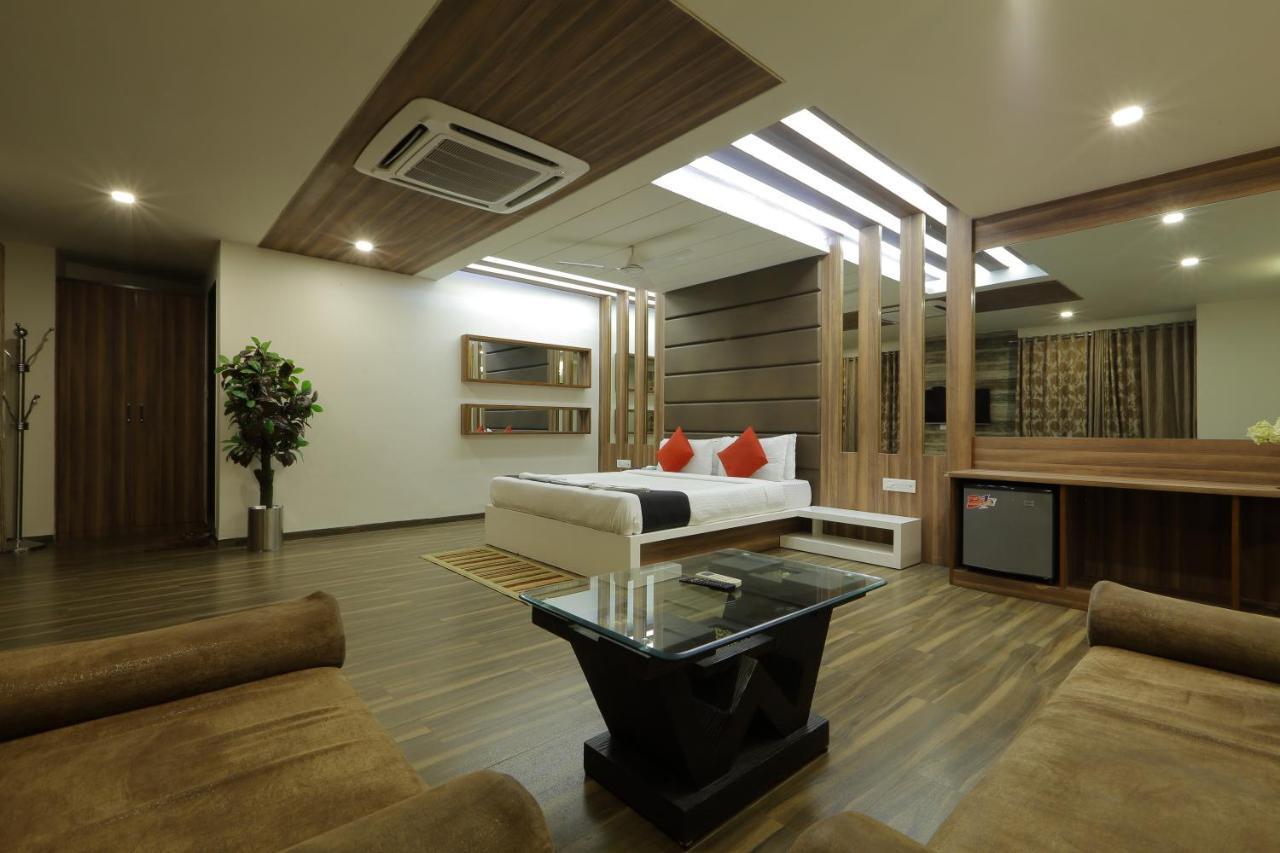 אחמדאבאד Hotel Unity מראה חיצוני תמונה